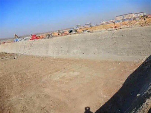 银海高铁桩基础建设